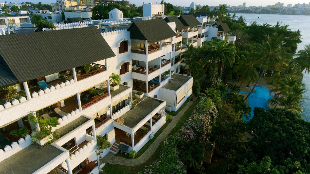 Tamarind Village Hotel Apartments Момбаса Экстерьер фото